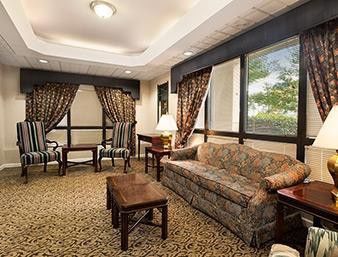 Days By Wyndham North Exit 4 2*