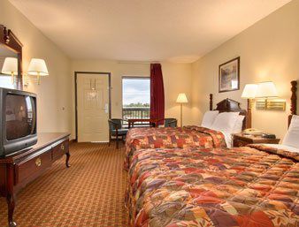 Days By Wyndham North Exit 4 Motel 2*