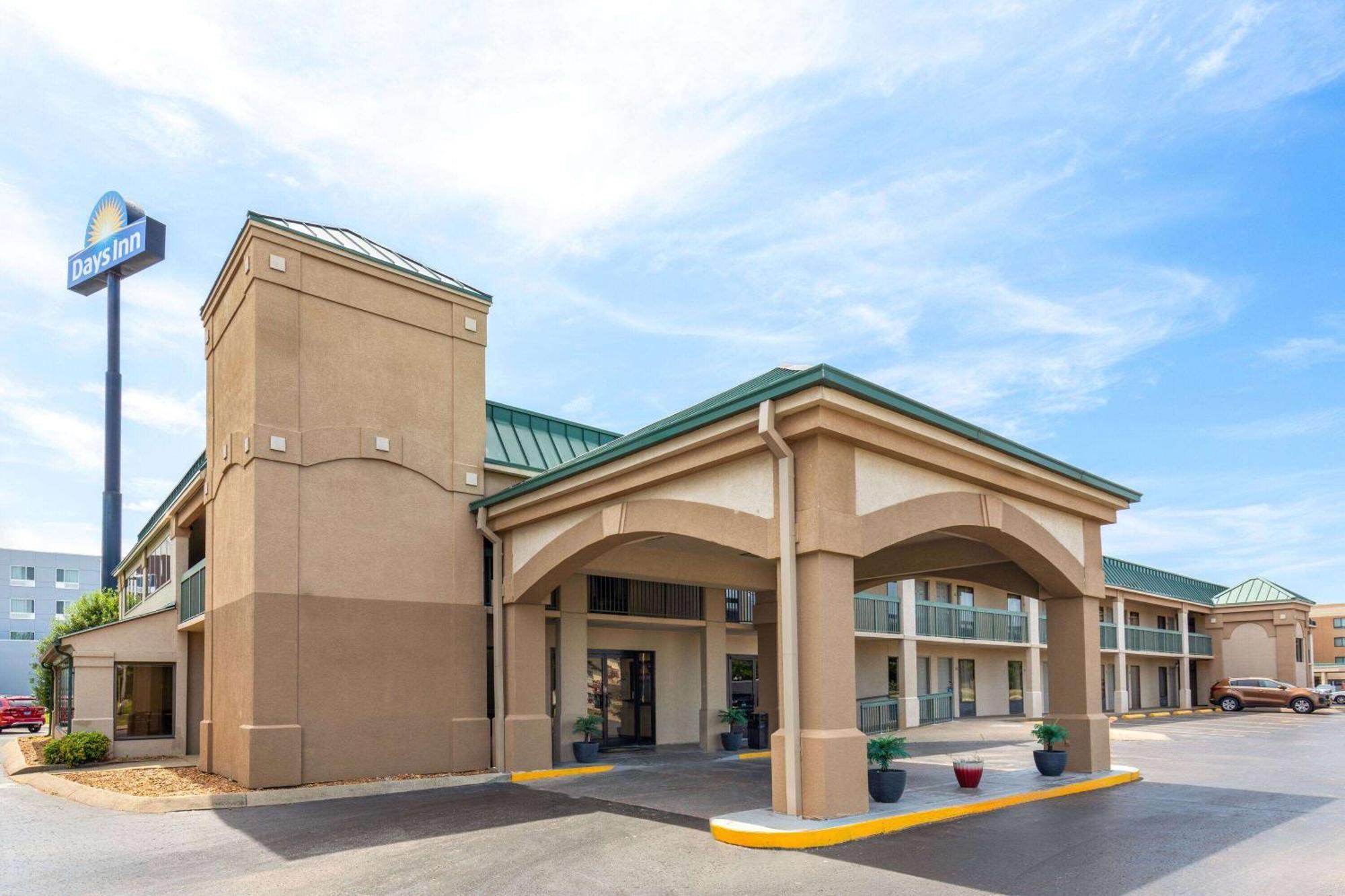 Days By Wyndham North Exit 4 Motel